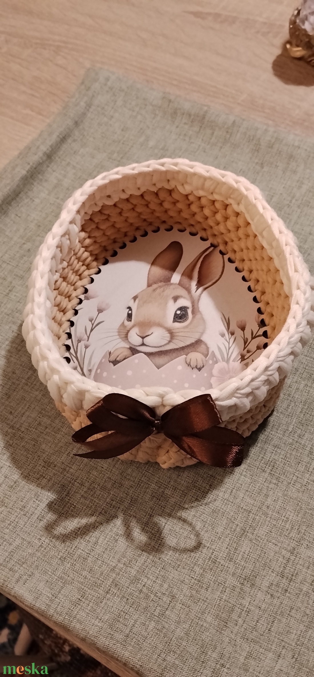 Horgolt kosárka tojás alakú - otthon & életmód - dekoráció - asztal és polc dekoráció - dekorációs tál, tartó - Meska.hu