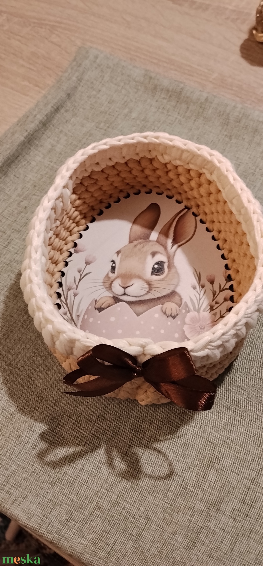 Horgolt kosárka tojás alakú - otthon & életmód - dekoráció - asztal és polc dekoráció - dekorációs tál, tartó - Meska.hu