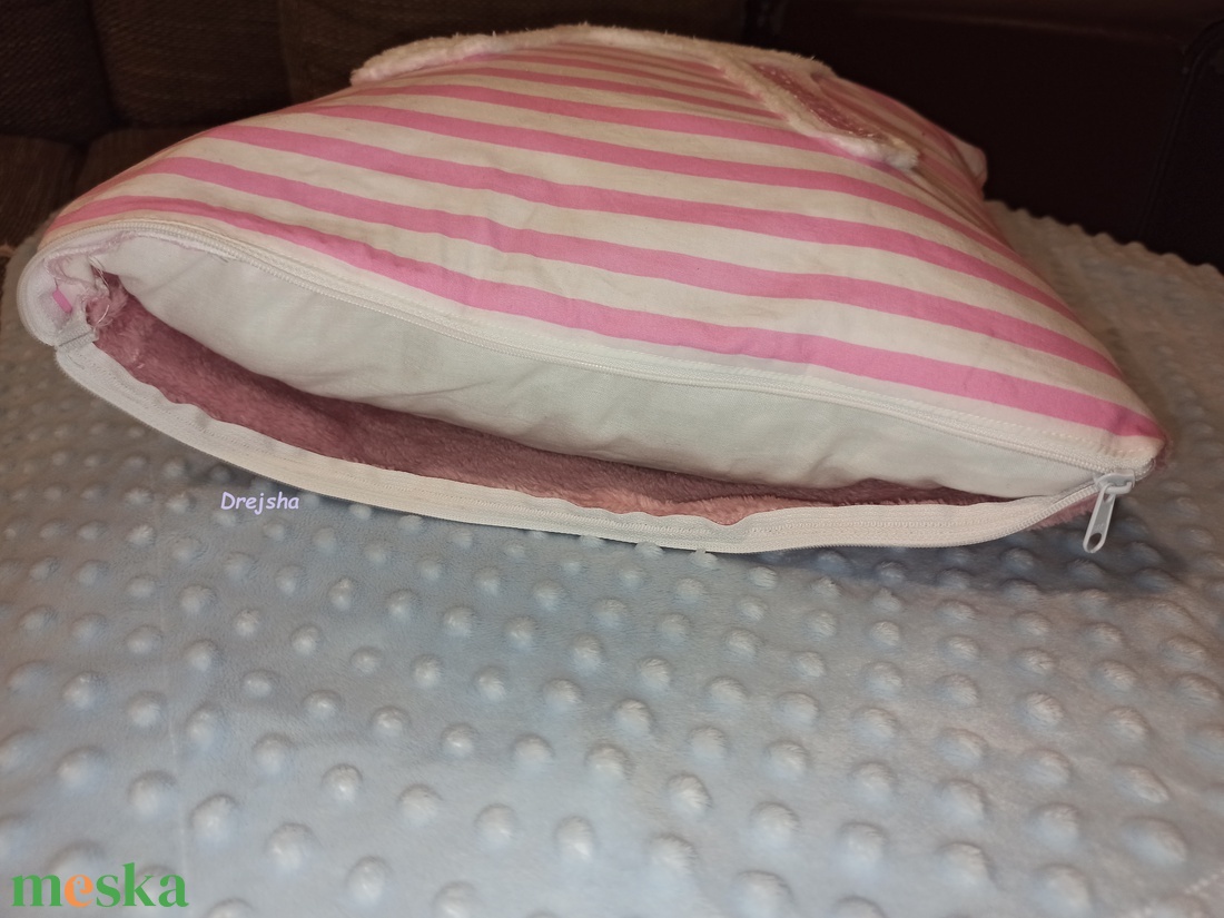 Nyuszis párna - baba - mama - babaszoba dekoráció - gyerek díszpárna - Meska.hu