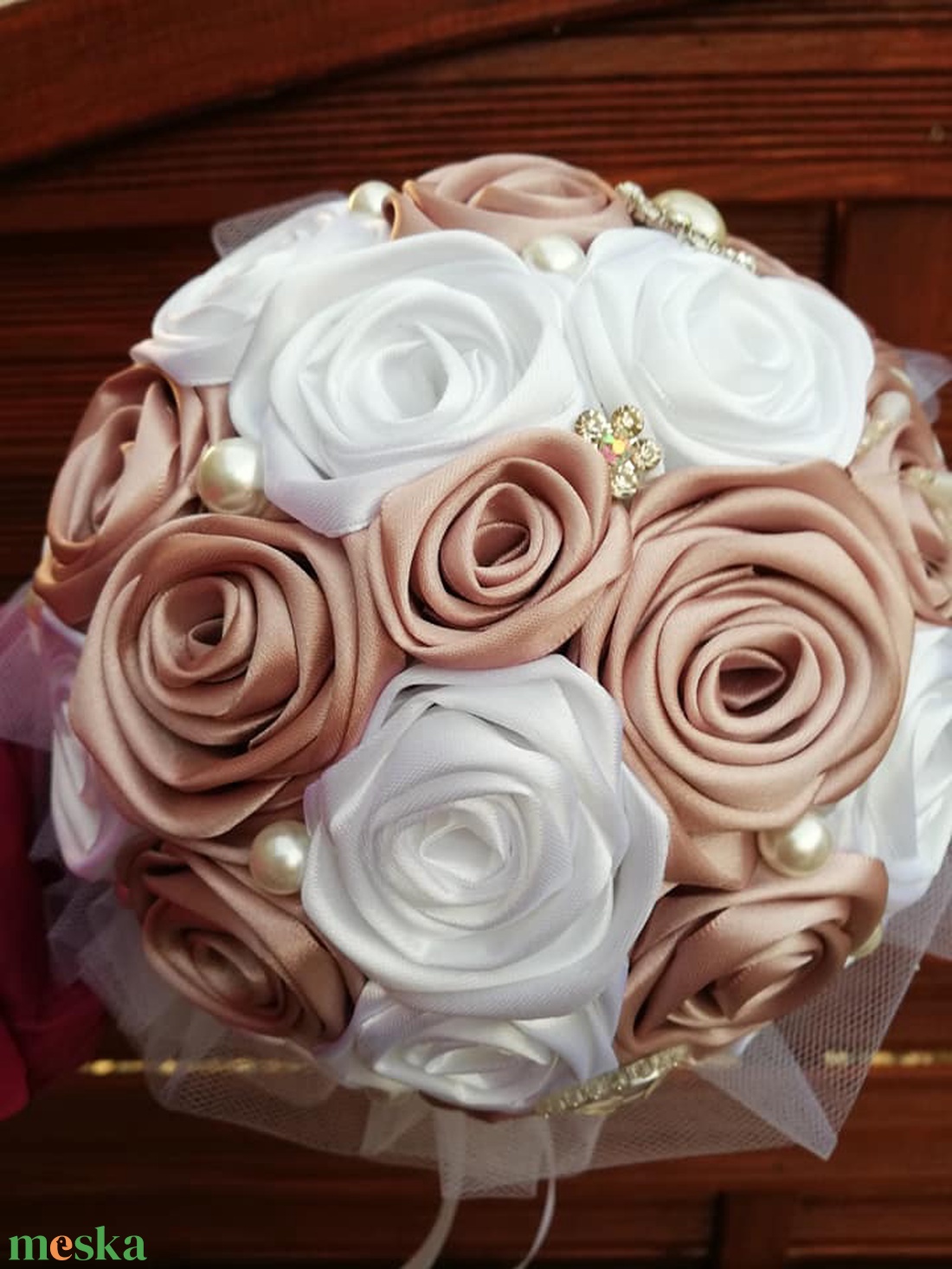 Rose gold-fehér színű örökcsokor - esküvő - menyasszonyi- és dobócsokor - Meska.hu