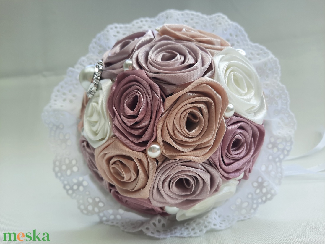 Esküvői szett.Beige,ekrü, mályva,rose gold színű menyasszonyi örökcsokor - esküvő - menyasszonyi- és dobócsokor - Meska.hu Esküvői szett.Beige,ekrü, mályva,rose gold színű menyasszonyi örökcsokor - esküvő - menyasszonyi- és dobócsokor - Meska.hu