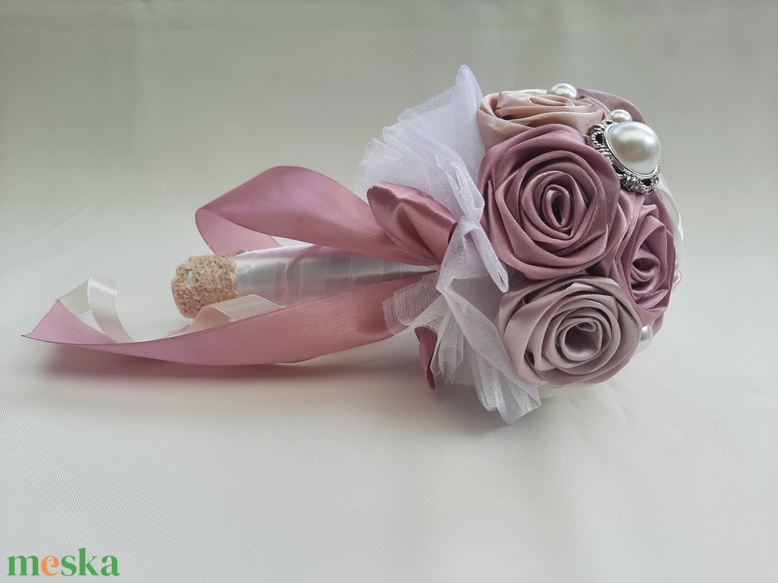 Esküvői szett.Beige,ekrü, mályva,rose gold színű menyasszonyi örökcsokor - esküvő - menyasszonyi- és dobócsokor - Meska.hu Esküvői szett.Beige,ekrü, mályva,rose gold színű menyasszonyi örökcsokor - esküvő - menyasszonyi- és dobócsokor - Meska.hu