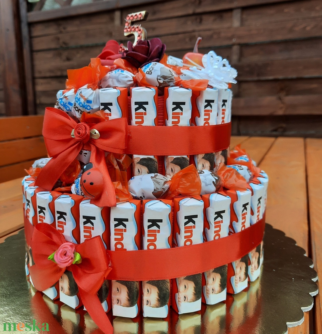 Kinder csoki torta születésnapra! - esküvő - dekoráció - asztaldísz - Meska.hu Kinder csoki torta születésnapra! - esküvő - dekoráció - asztaldísz - Meska.hu