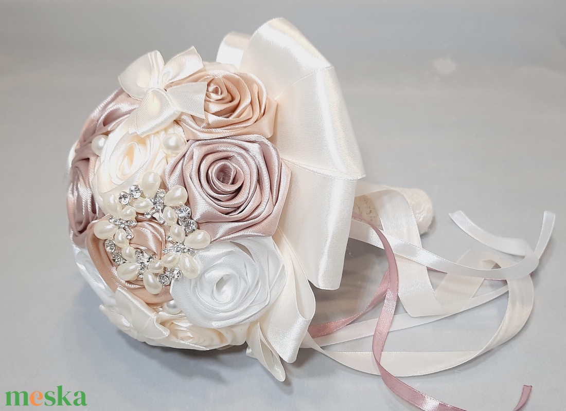 Rose gold,ekrü,púder színű örökcsokor - esküvő - menyasszonyi- és dobócsokor - Meska.hu Rose gold,ekrü,púder színű örökcsokor - esküvő - menyasszonyi- és dobócsokor - Meska.hu