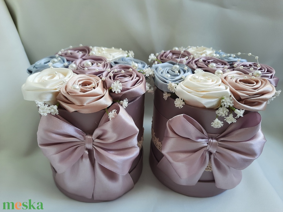 Szülőköszöntő virágdoboz selyemrózsákkal/3db/ - esküvő - emlék & ajándék - doboz - Meska.hu