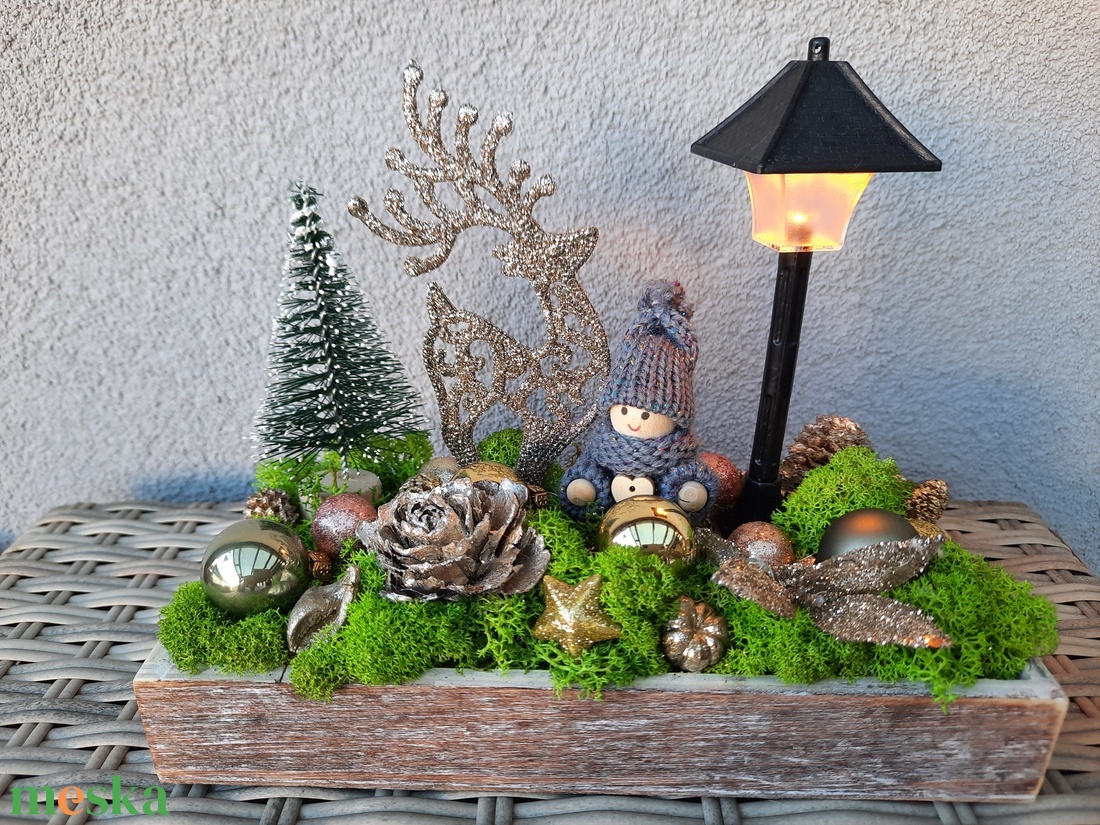 Karácsonyi asztaldísz világító kandelláberrel - karácsony - adventi díszek - adventi koszorú - Meska.hu Karácsonyi asztaldísz világító kandelláberrel - karácsony - adventi díszek - adventi koszorú - Meska.hu