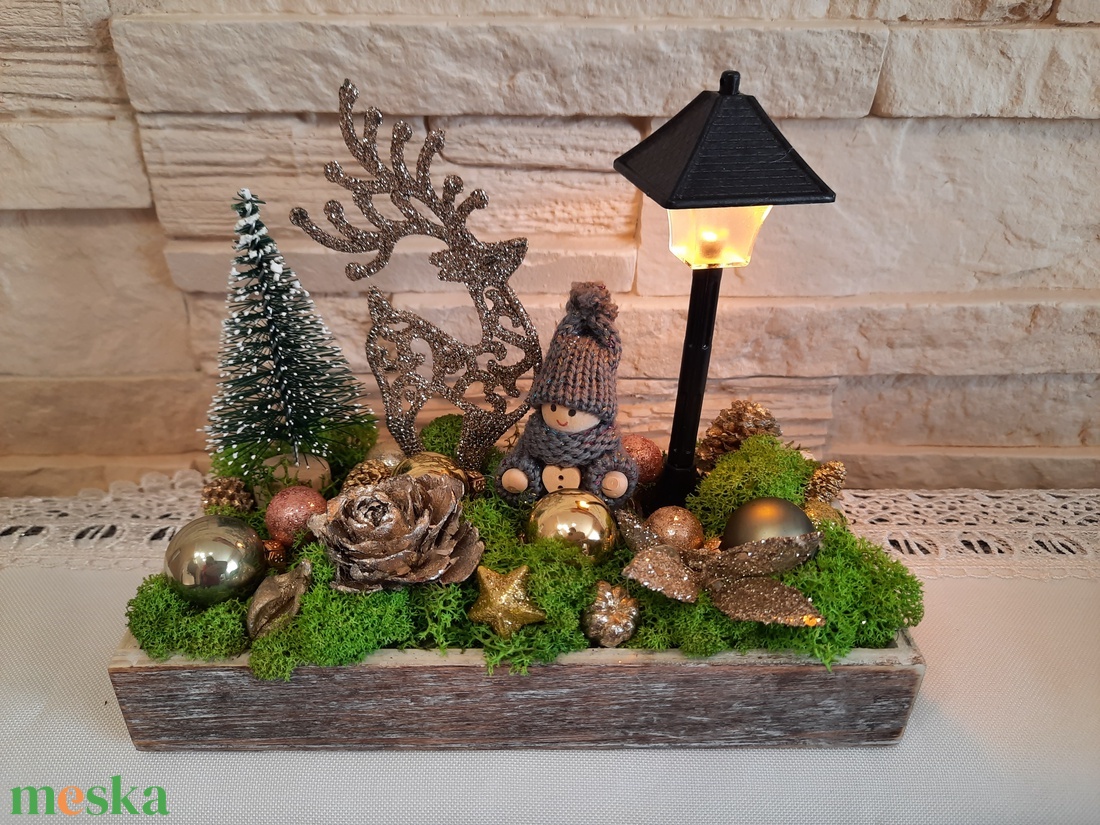 Karácsonyi asztaldísz világító kandelláberrel - karácsony - adventi díszek - adventi koszorú - Meska.hu Karácsonyi asztaldísz világító kandelláberrel - karácsony - adventi díszek - adventi koszorú - Meska.hu