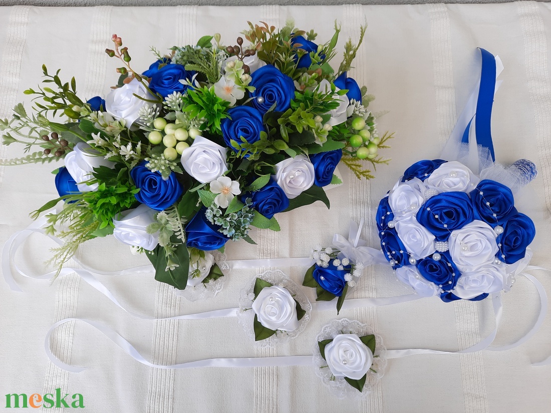 Örökcsokor szett kék fehér színű - esküvő - menyasszonyi- és dobócsokor - Meska.hu