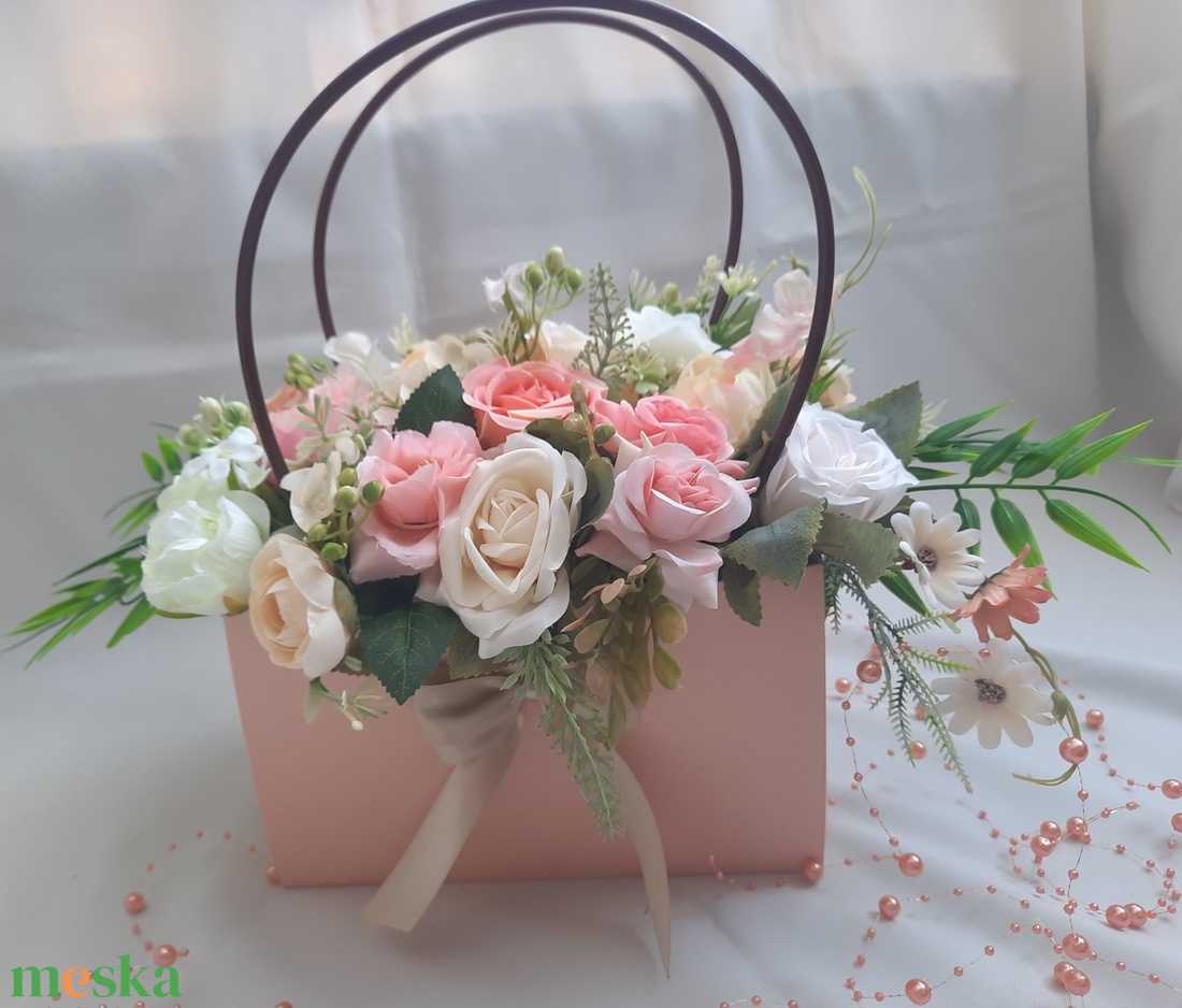 Virágtáska - otthon & életmód - dekoráció - asztal és polc dekoráció - asztaldísz - Meska.hu