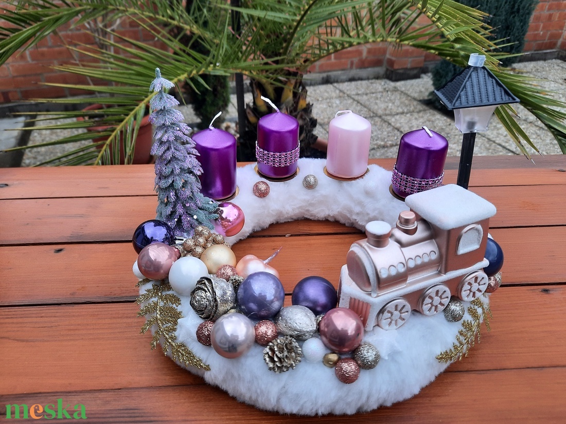 Adventi koszorú világító kandelláberrel, 3 lila,1 rózsaszín gyertyával - karácsony - adventi díszek - adventi koszorú - Meska.hu Adventi koszorú világító kandelláberrel, 3 lila,1 rózsaszín gyertyával - karácsony - adventi díszek - adventi koszorú - Meska.hu