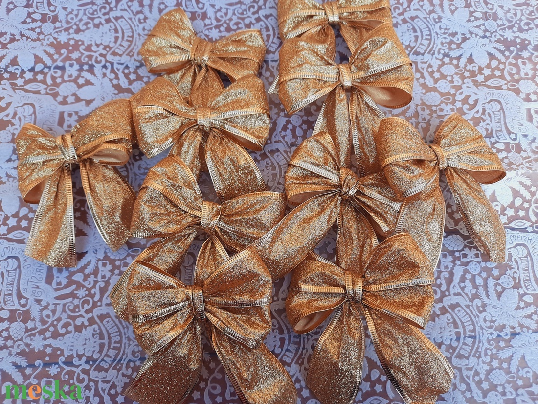 Karácsonyi masni rosegold színű  - karácsony - karácsonyi lakásdekoráció - karácsonyfadíszek - Meska.hu