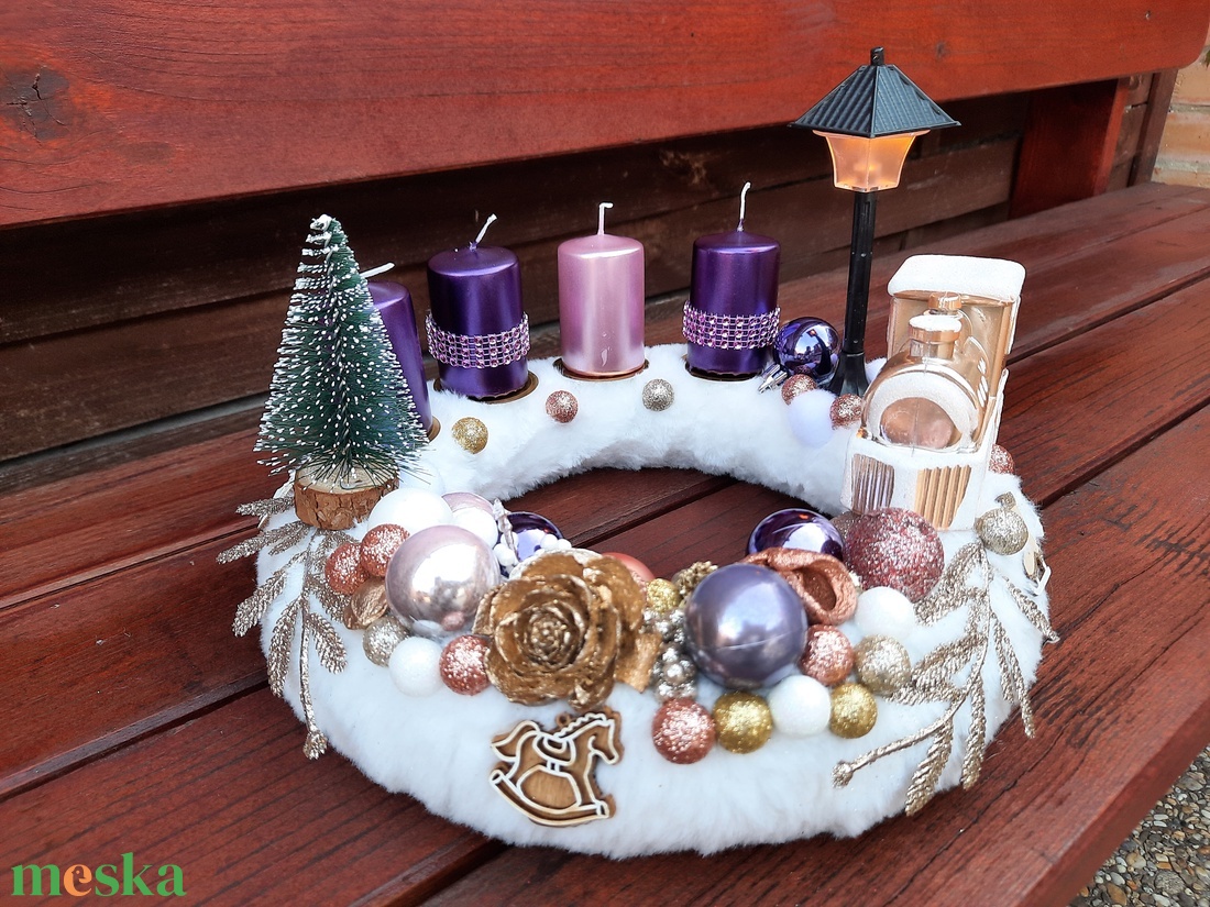 Adventi koszorú világító kandelláberrel, 3 lila,1 rózsaszín gyertyával - karácsony - adventi díszek - adventi koszorú - Meska.hu Adventi koszorú világító kandelláberrel, 3 lila,1 rózsaszín gyertyával - karácsony - adventi díszek - adventi koszorú - Meska.hu
