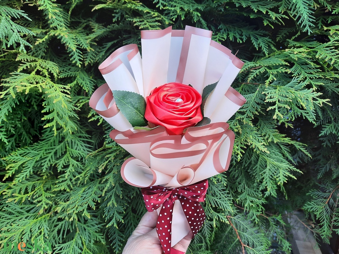 Nőnapi mini rózsacsokor - otthon & életmód - dekoráció - virágdekoráció - virágdíszítő kellékek - Meska.hu