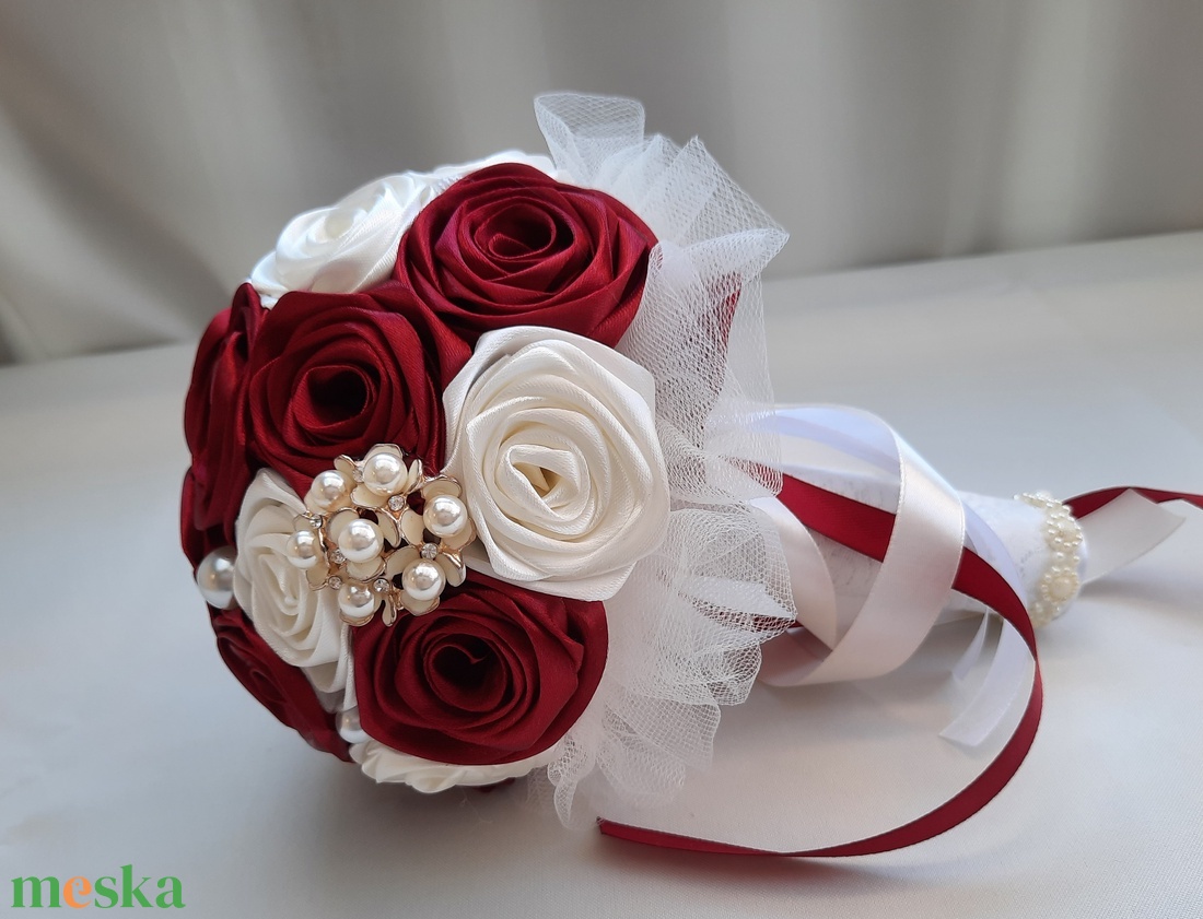 Bordó,ekrü örökcsokor  - esküvő - menyasszonyi- és dobócsokor - Meska.hu