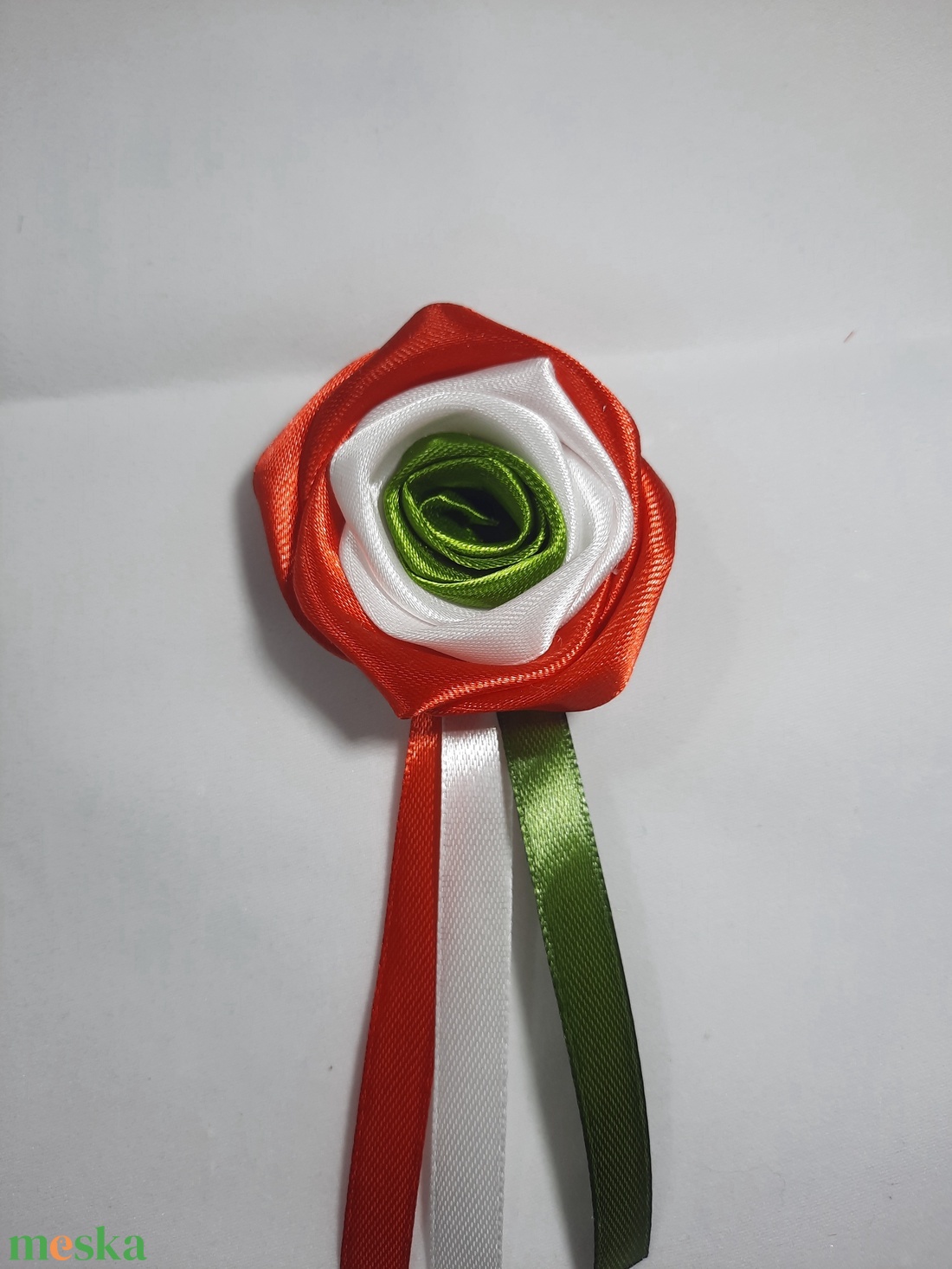Kokárda  - ékszer - kitűző és bross - Meska.hu