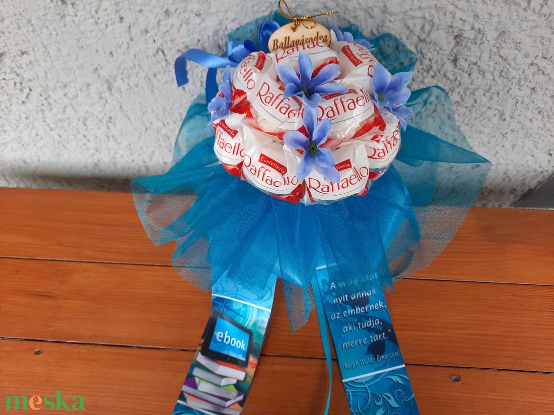 Raffaello csokor ballagásra  - otthon & életmód - virágdekoráció - virágok - virágcsokor - Meska.hu