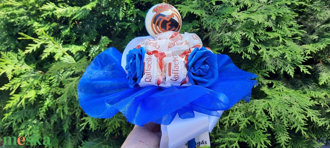 Csokicsokor ballagásra  - otthon & életmód - virágdekoráció - virágok - virágcsokor - Meska.hu