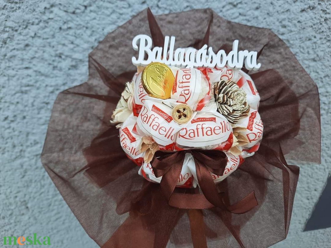 Csokicsokor ballagásra  - otthon & életmód - virágdekoráció - virágok - virágcsokor - Meska.hu