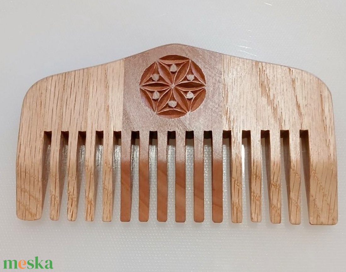 Rozettás Napkorong Fafésű   - szépségápolás - sampon & hajápolás - Meska.hu
