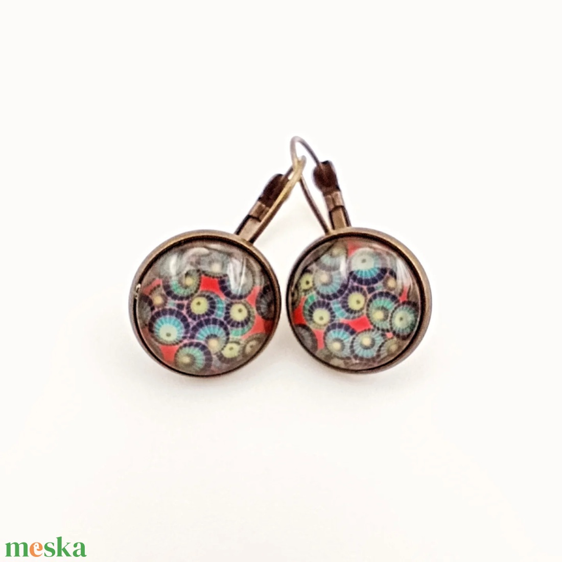 Francia kapcsos üveglencsés fülbevaló  - ékszer - fülbevaló - lógó fülbevaló - Meska.hu