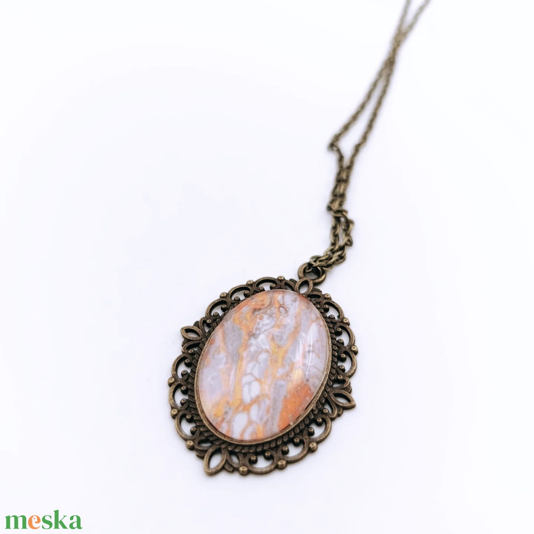 Vintage nyaklánc barack árnyalattal  - ékszer - nyaklánc - medál - Meska.hu