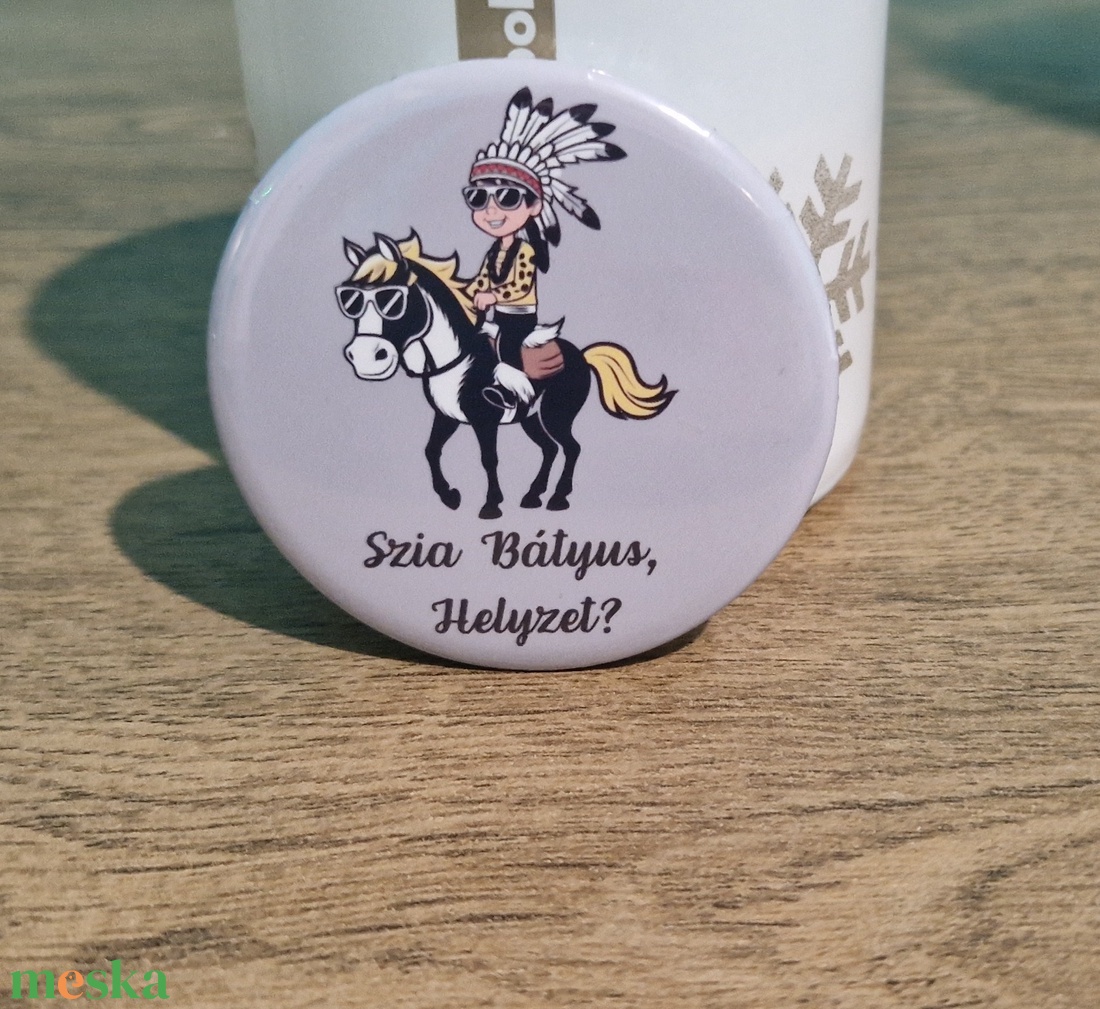 Yakari szia bátyus helyzet kitűző 2db - esküvő - kiegészítők - kitűző - Meska.hu Yakari szia bátyus helyzet kitűző 2db - esküvő - kiegészítők - kitűző - Meska.hu