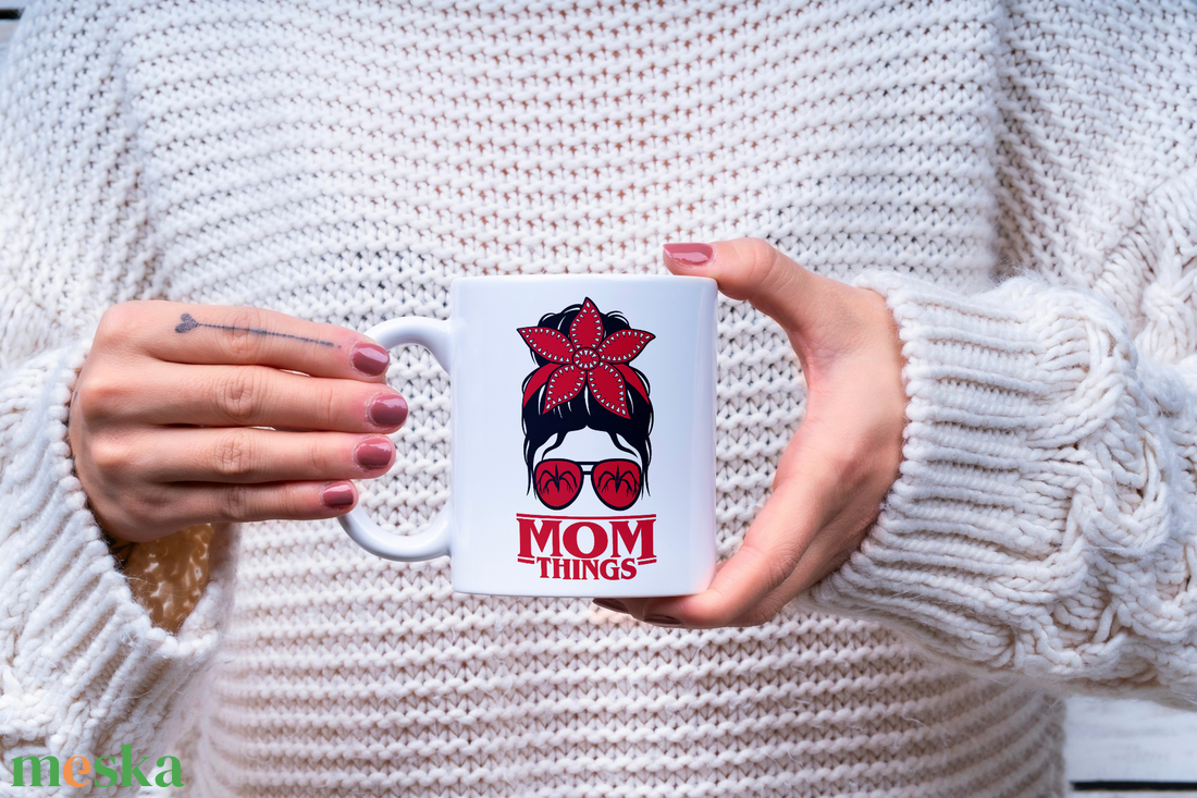 Stranger things bögre - anyukás verzió - otthon & életmód - konyhafelszerelés, tálalás - tálalás - bögre & csésze - Meska.hu