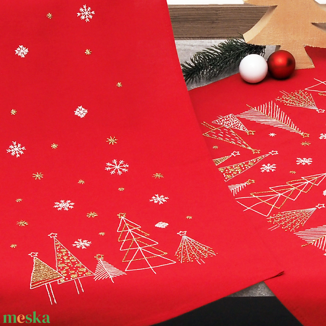 Karácsonyi álom mintás piros asztali futó hímzőkészlet, hímzés, 35 x 95 cm - diy (csináld magad) - egységcsomag - Meska.hu