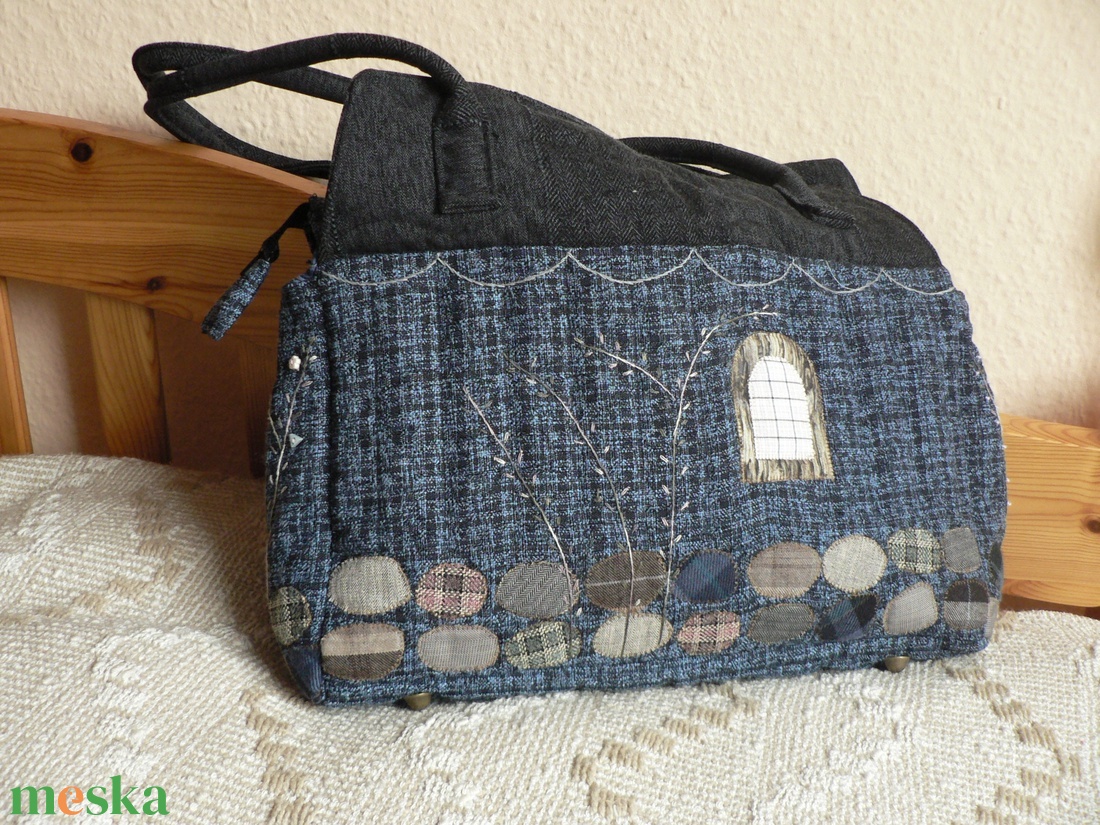 Táska házikós  /Megrendelésre/ - táska & tok - kézitáska & válltáska - kézitáska - Meska.hu