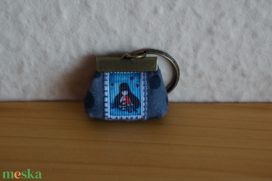 Táskás kulcstartó / Gorjuss babás / - táska & tok - kulcstartó & táskadísz - kulcstartó - Meska.hu