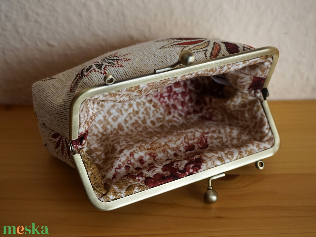 Virágos neszi  - táska & tok - pénztárca & más tok - pénztárca - Meska.hu