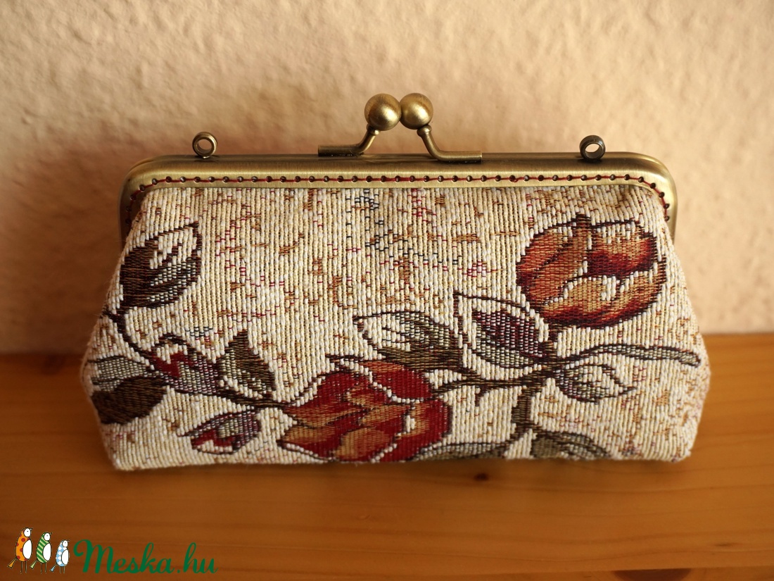 Virágos neszi  - táska & tok - pénztárca & más tok - pénztárca - Meska.hu