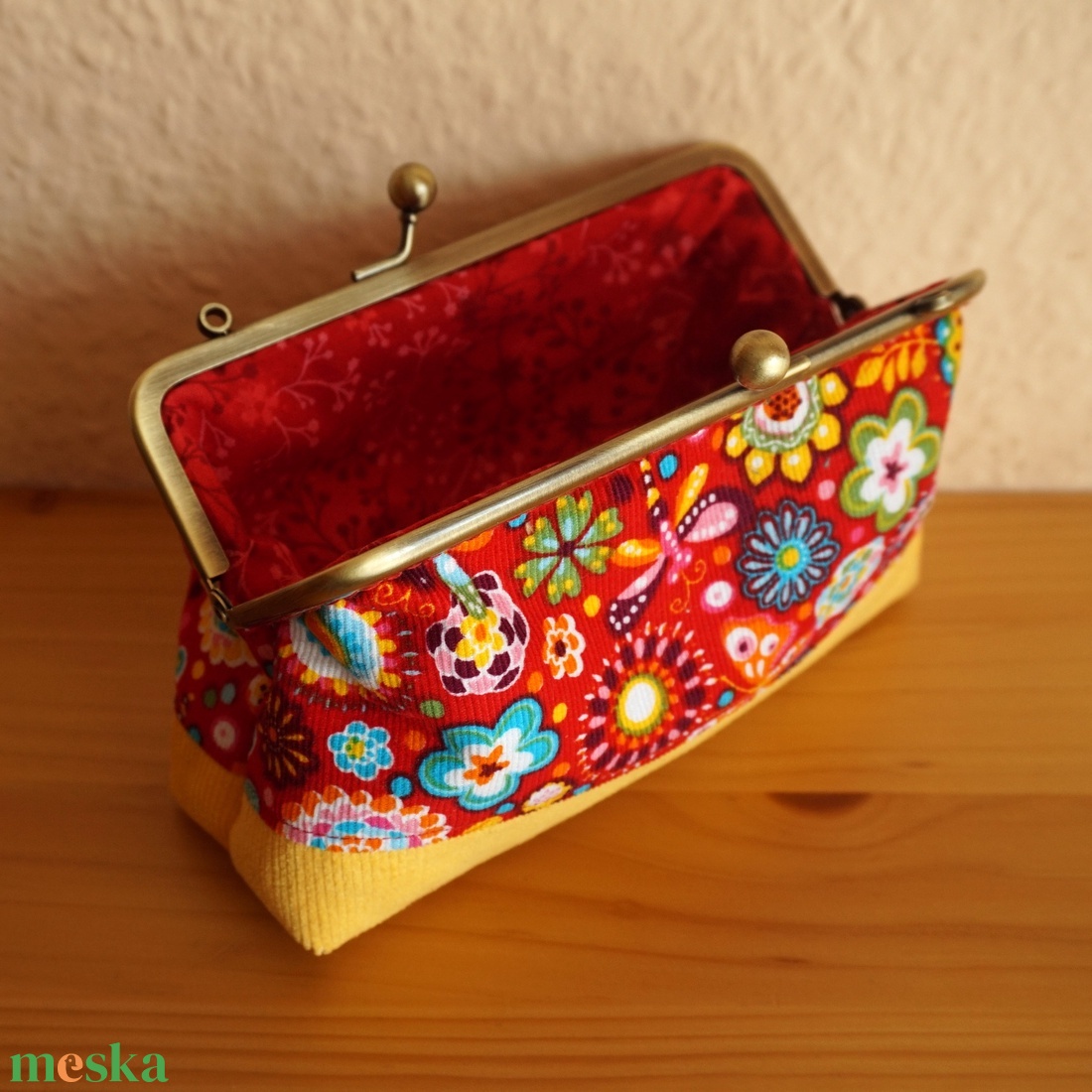 Virágos neszi  - táska & tok - neszesszer - Meska.hu