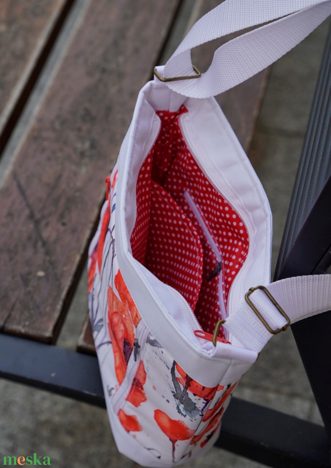 Pipacsos válltáska - táska & tok - kézitáska & válltáska - vállon átvethető táska - Meska.hu