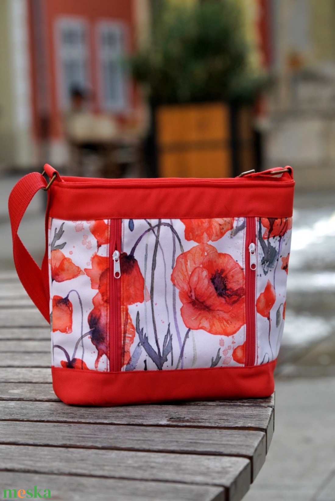 Pipacsos válltáska - táska & tok - kézitáska & válltáska - vállon átvethető táska - Meska.hu