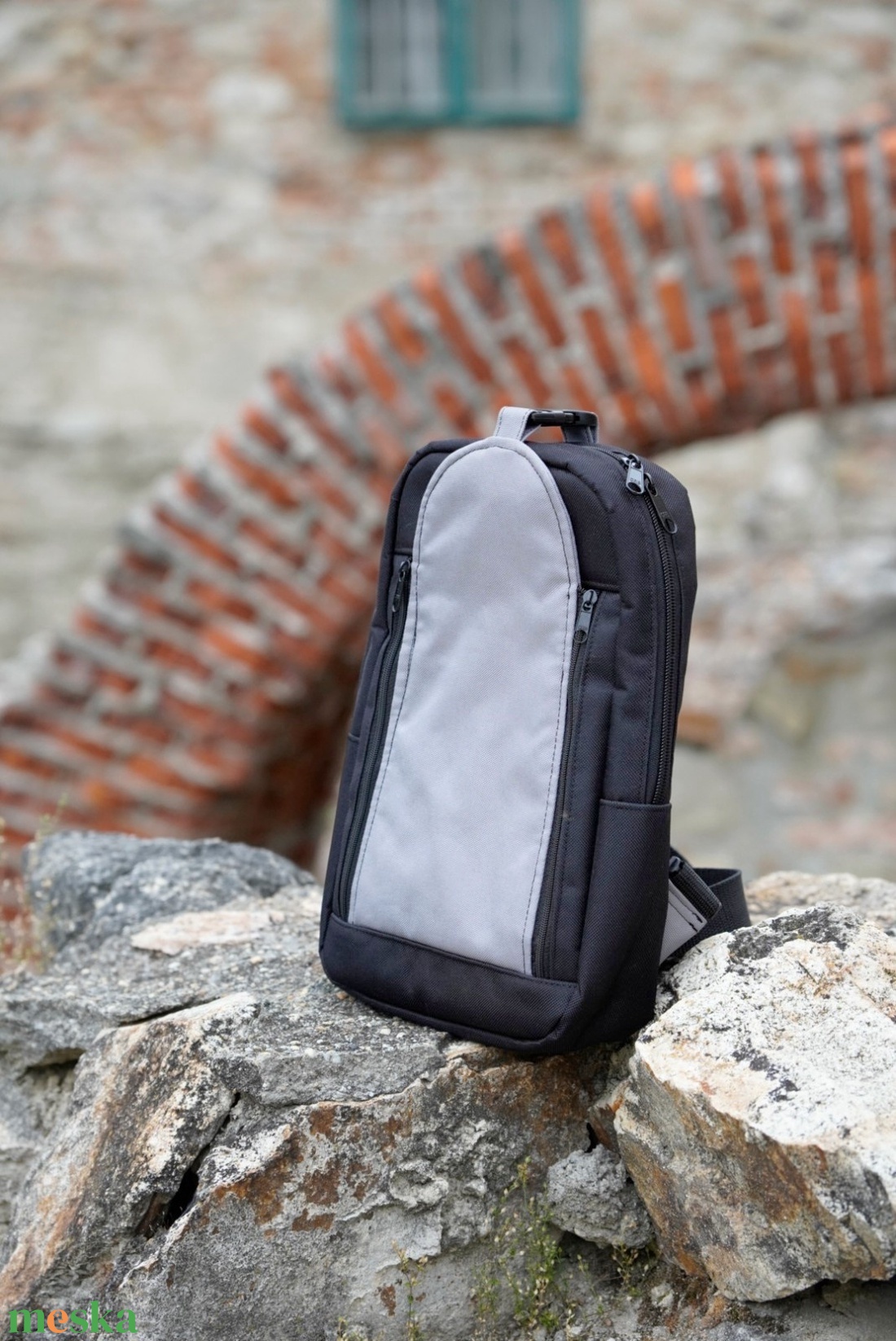 Oldal hátizsák férfiaknak - táska & tok - hátizsák - kishátizsák - Meska.hu