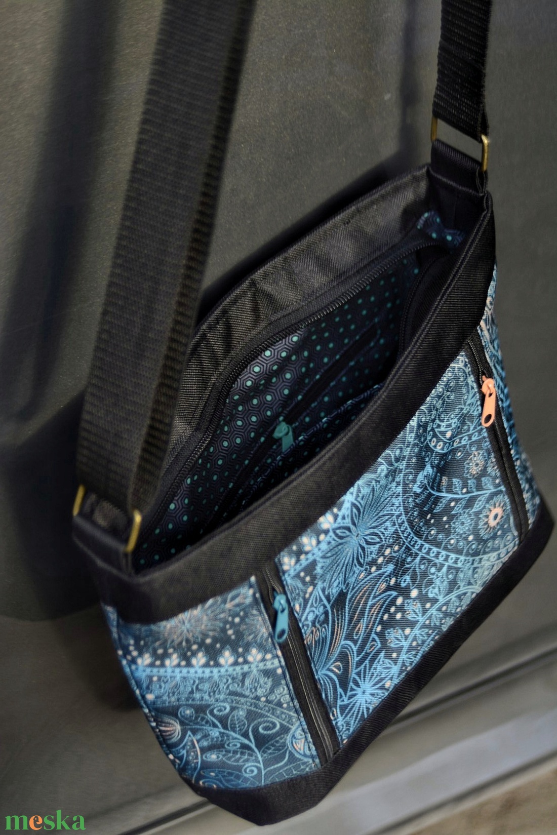 Mintás válltáska - táska & tok - kézitáska & válltáska - vállon átvethető táska - Meska.hu