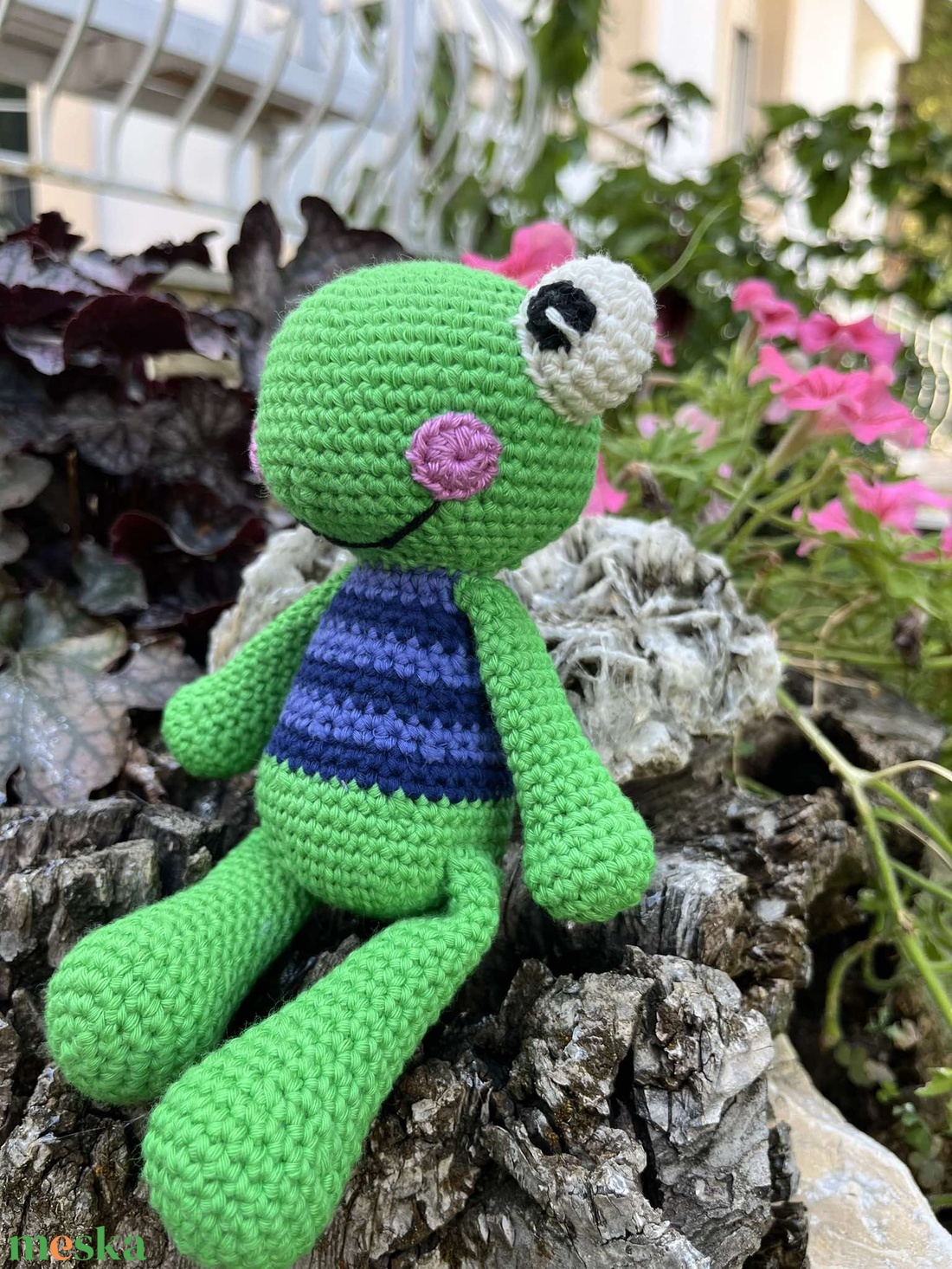 Horgolt leveli béka amigurumi figura - játék & sport - plüssállat & játékfigura - béka - Meska.hu Horgolt leveli béka amigurumi figura - játék & sport - plüssállat & játékfigura - béka - Meska.hu