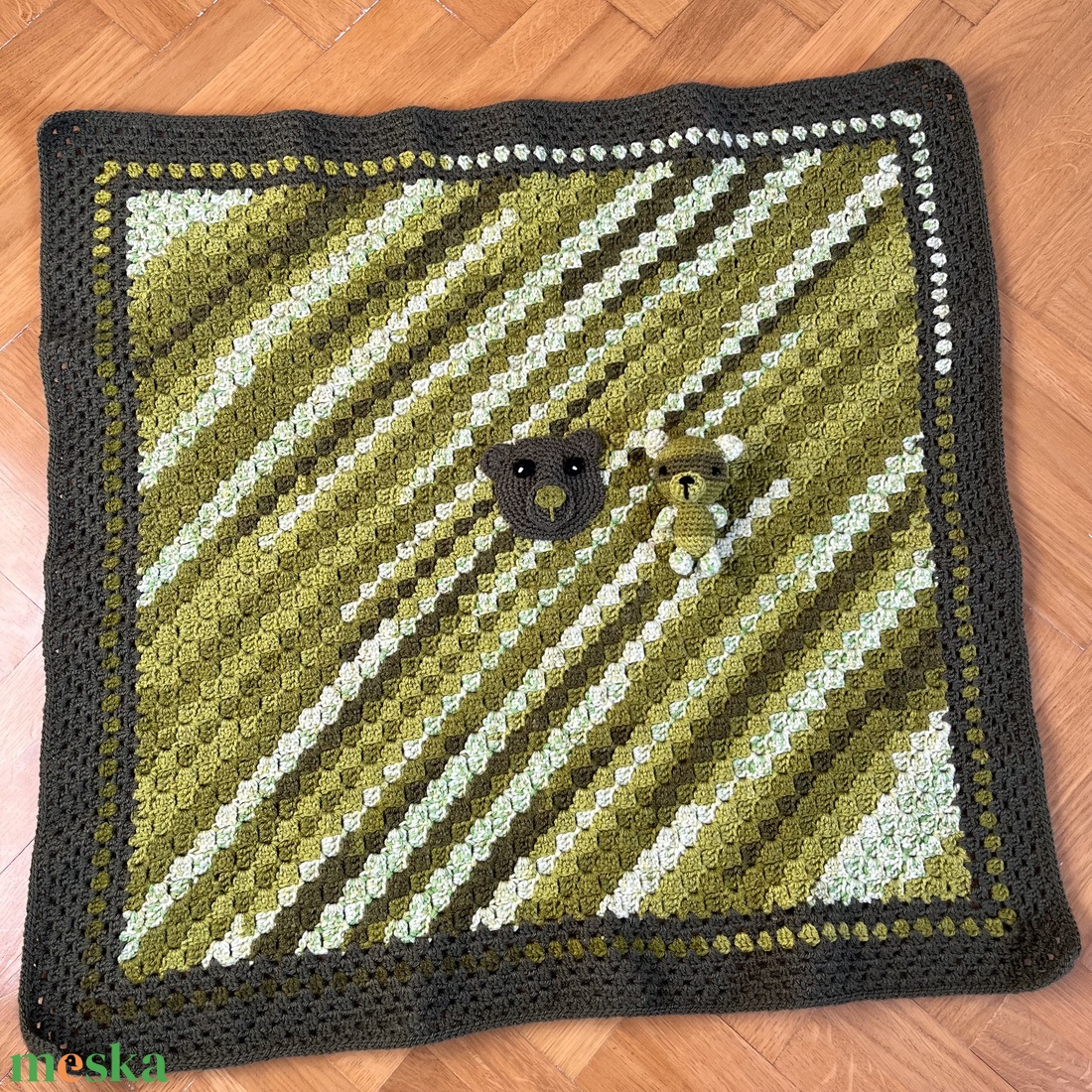 Horgolt babatakaró ajándék mackóval - baba - mama - baba ágynemű - babatakaró, gyerek pléd - Meska.hu