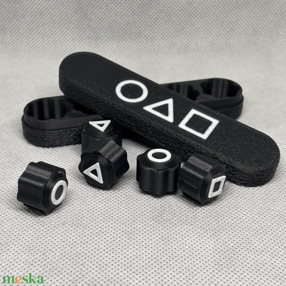 Gonggi and case - játék & sport - szerepjáték - Meska.hu