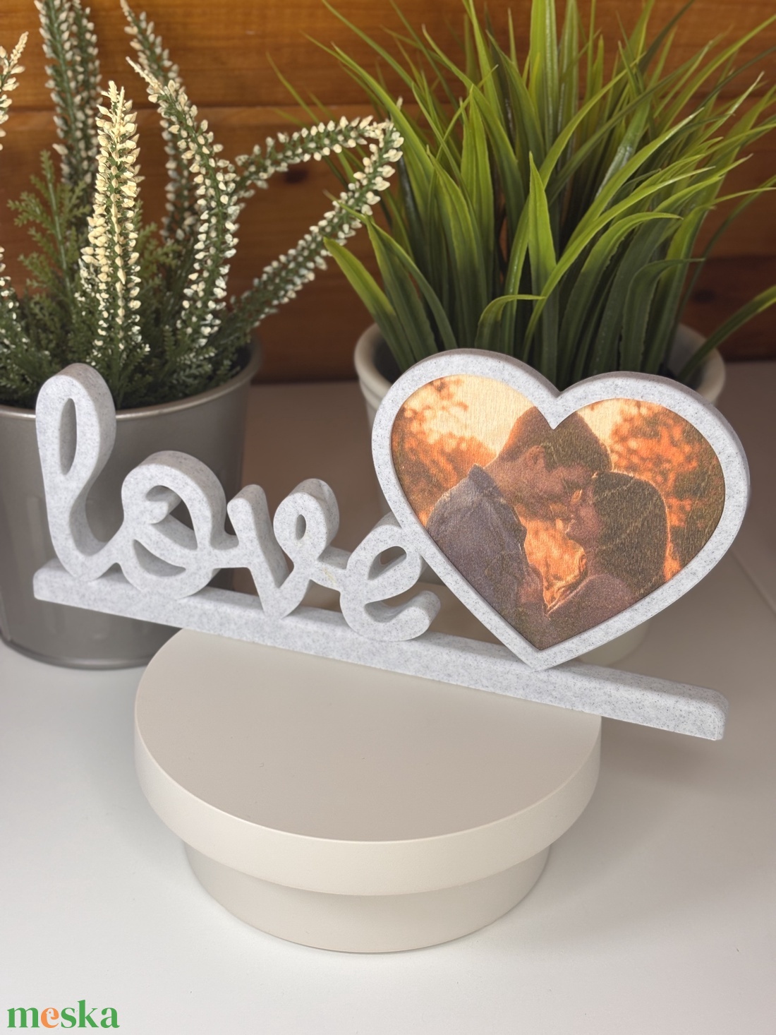 Egyedi Fotókeret Love Felirattal - otthon & életmód - dekoráció - asztal és polc dekoráció - asztaldísz - Meska.hu