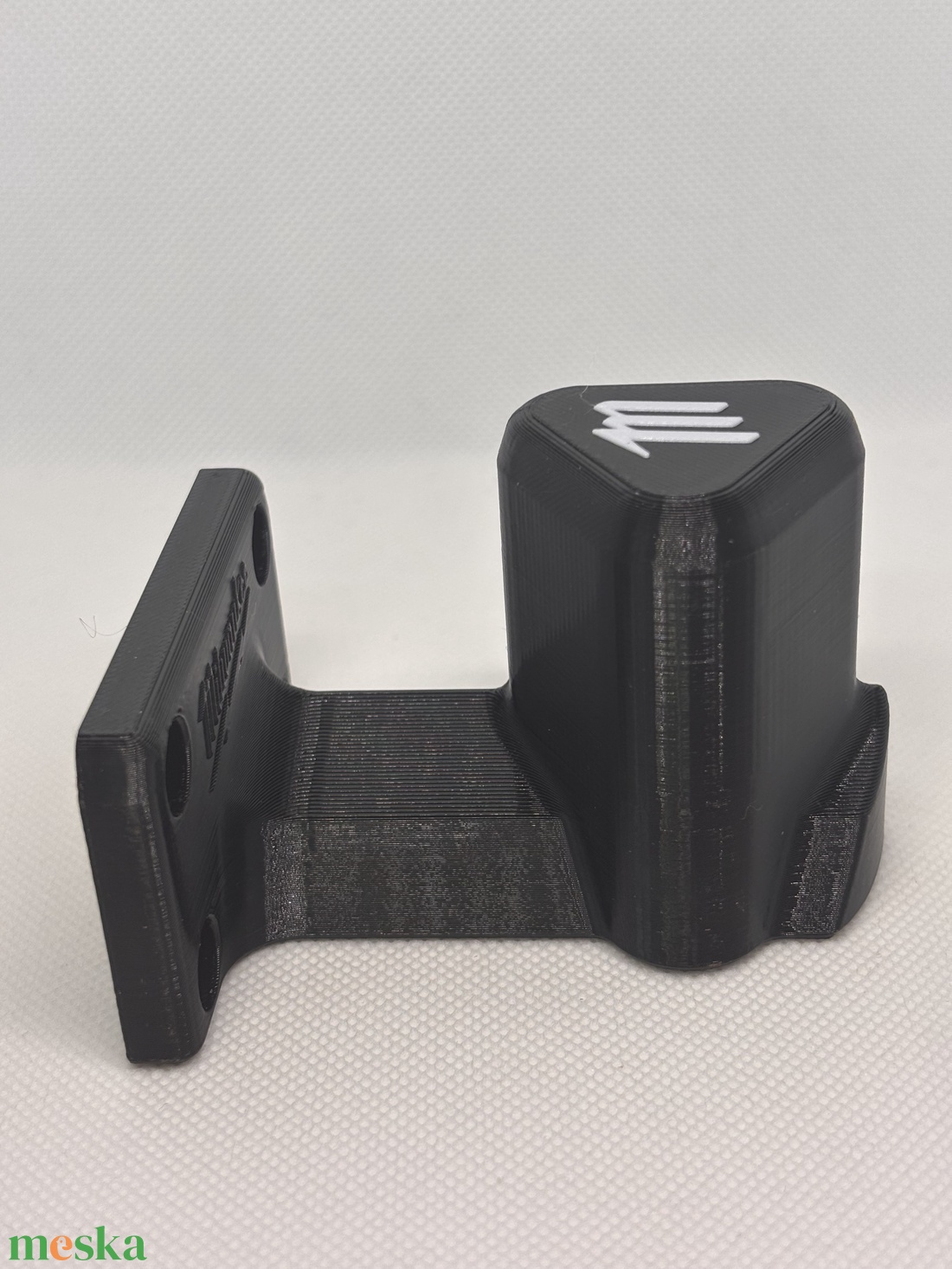 Milwaukee M12 -es szerszámgép fali tartókonzol - otthon & életmód - ház & kert - szerszám & eszközök - Meska.hu