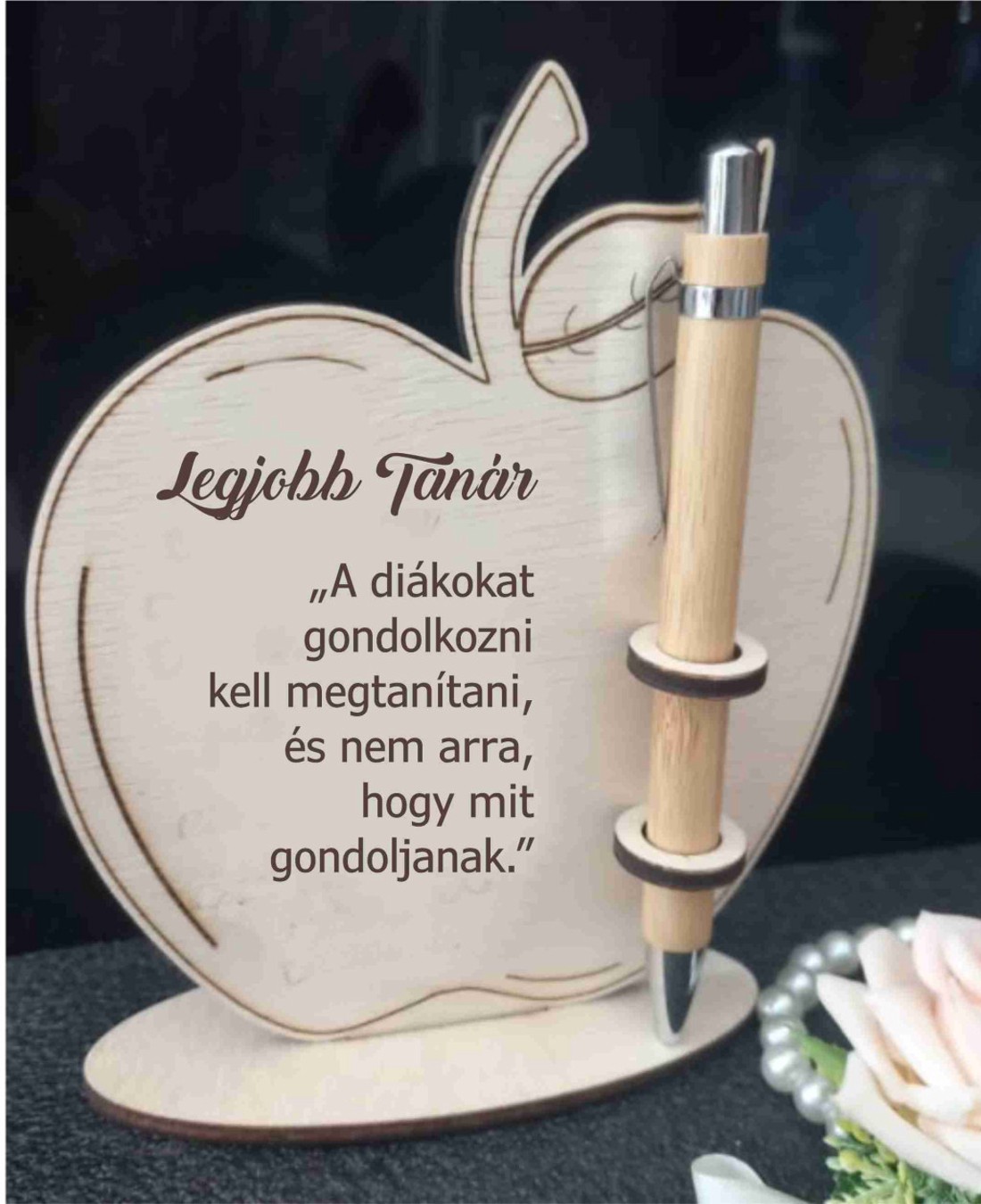 Ballagási ajándék tanároknak- tolltartó feliratozva alma - otthon & életmód - dekoráció - dísztárgy - Meska.hu