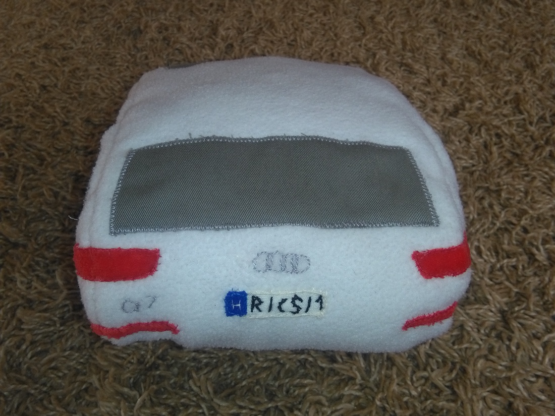 Plüss Audi Q7 -  - Meska.hu