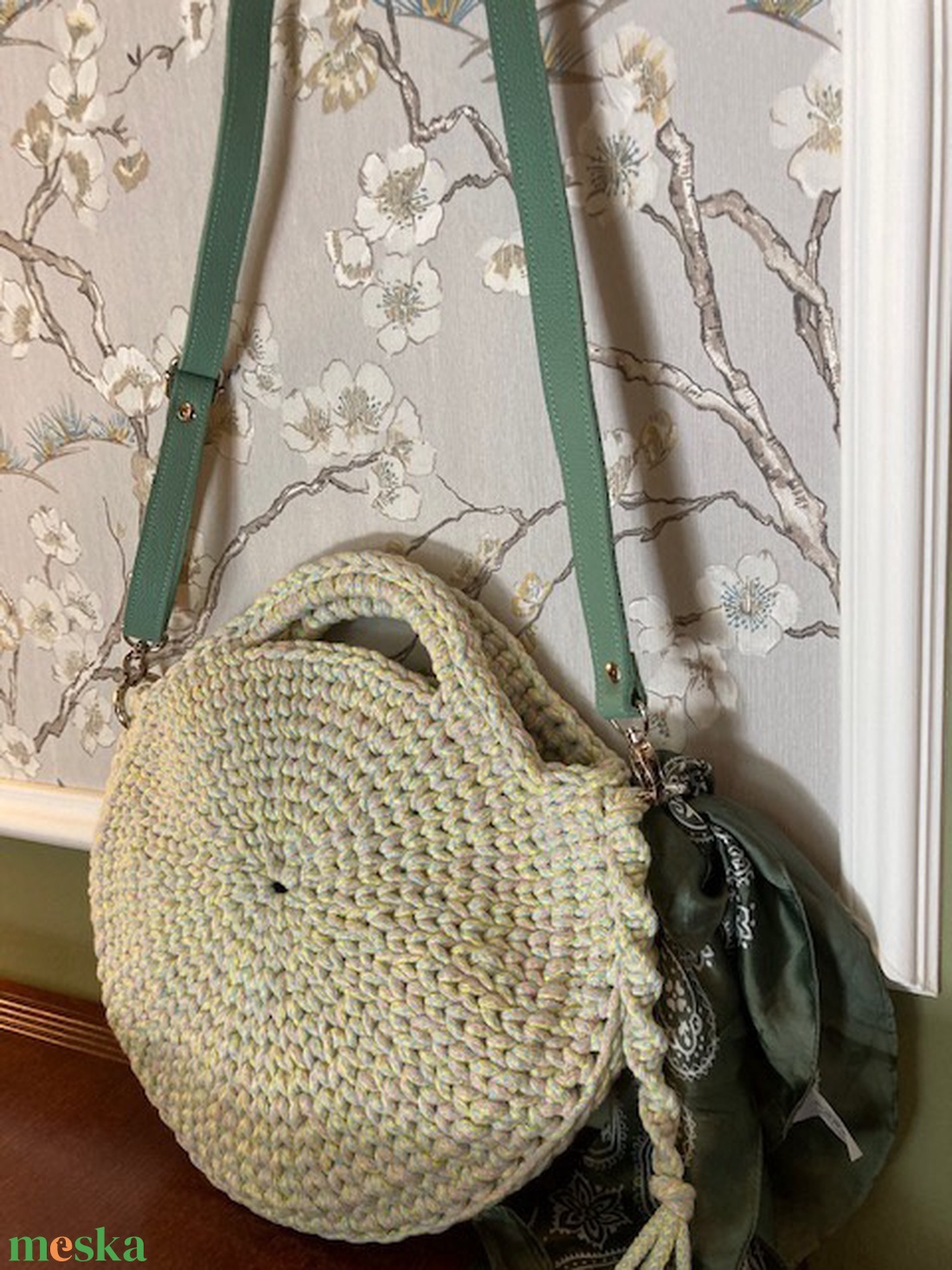 Kerek füles crossbody táska - táska & tok - kézitáska & válltáska - válltáska - Meska.hu Kerek füles crossbody táska - táska & tok - kézitáska & válltáska - válltáska - Meska.hu