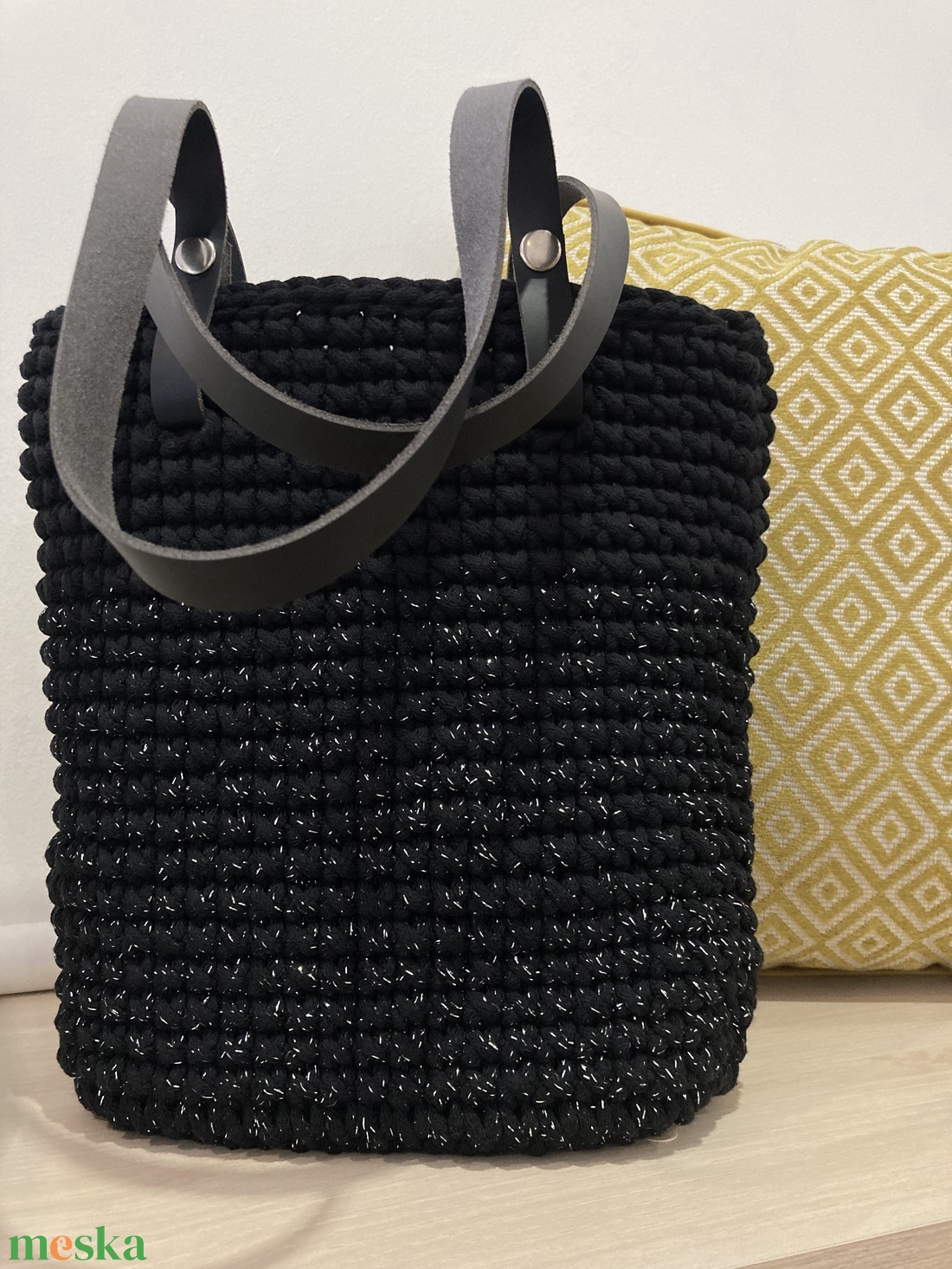 Csillogós fekete válltáska - táska & tok - kézitáska & válltáska - kézitáska - Meska.hu Csillogós fekete válltáska - táska & tok - kézitáska & válltáska - kézitáska - Meska.hu