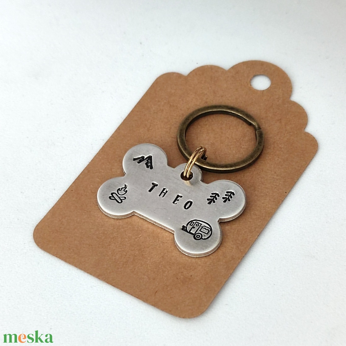 Kézzel kalapált alumínium kutyabiléta � Nomád Csont (38mm x 25mm) - otthon & életmód - kisállatoknak - kutyáknak - kutya biléta - Meska.hu