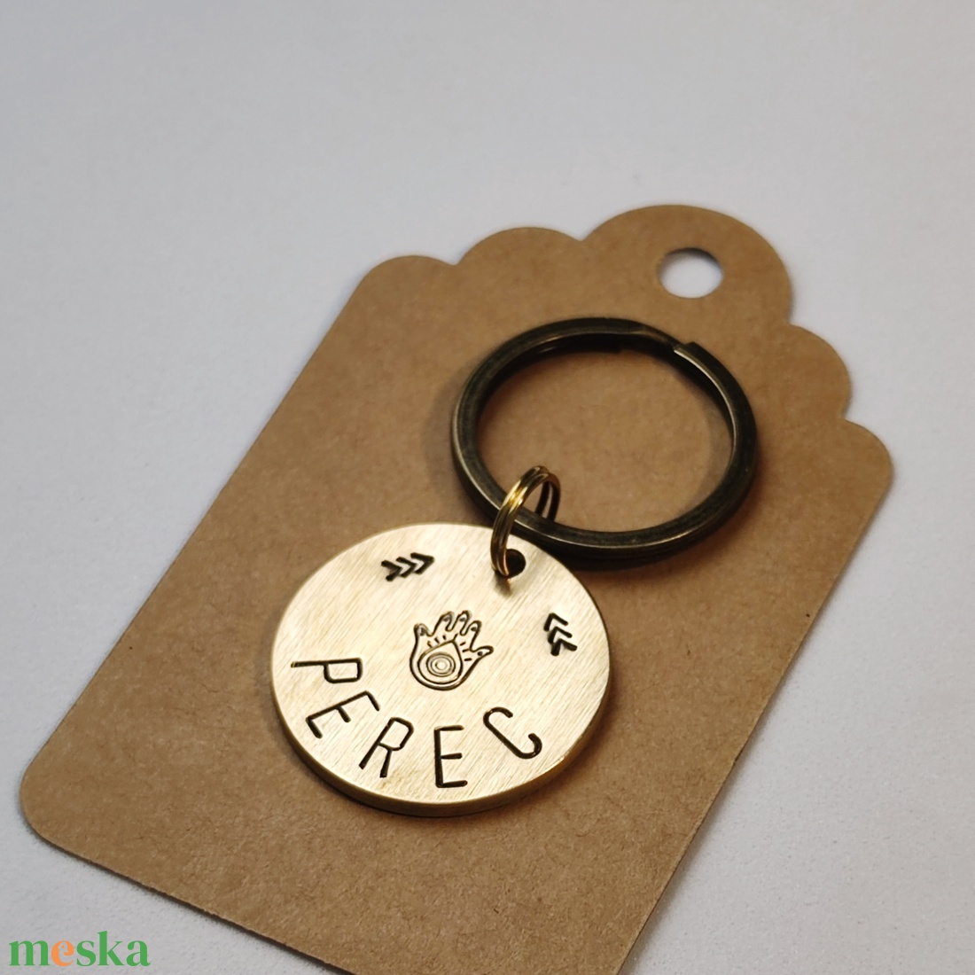 Kézzel kalapált sárgaréz kutyabiléta  �  Hamsa Keze    (30mm) - otthon & életmód - kisállatoknak - kutyáknak - kutya biléta - Meska.hu