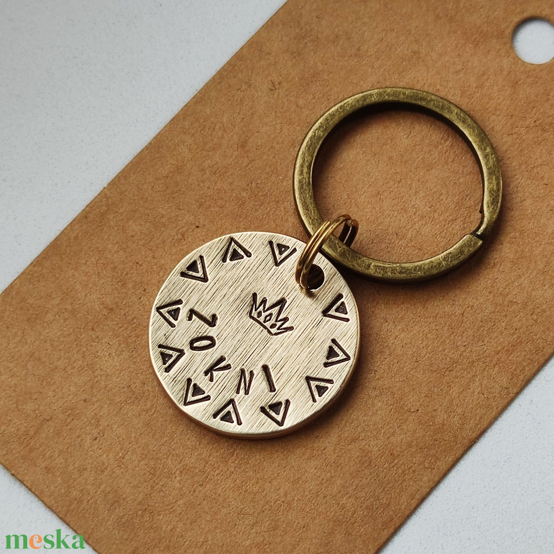 Kézzel kalapált sárgaréz kutyabiléta  �  CROWNA    (25mm) - otthon & életmód - kisállatoknak - kutyáknak - kutya biléta - Meska.hu