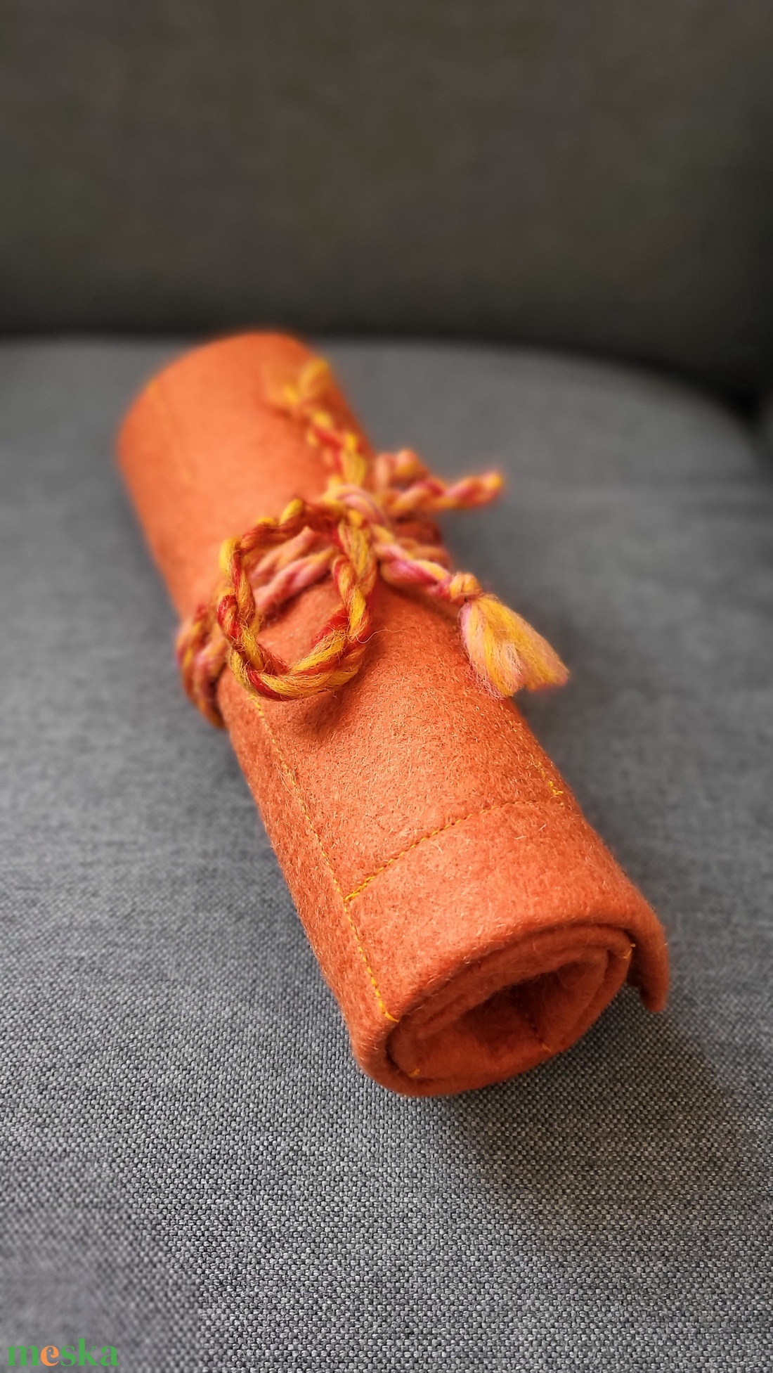 Krétatartó narancs - otthon & életmód - papír, írószer - tolltartó & ceruzatekercs - Meska.hu